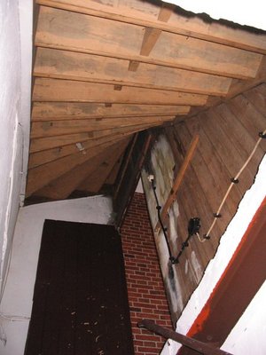 ungedämmter Kellerabgang